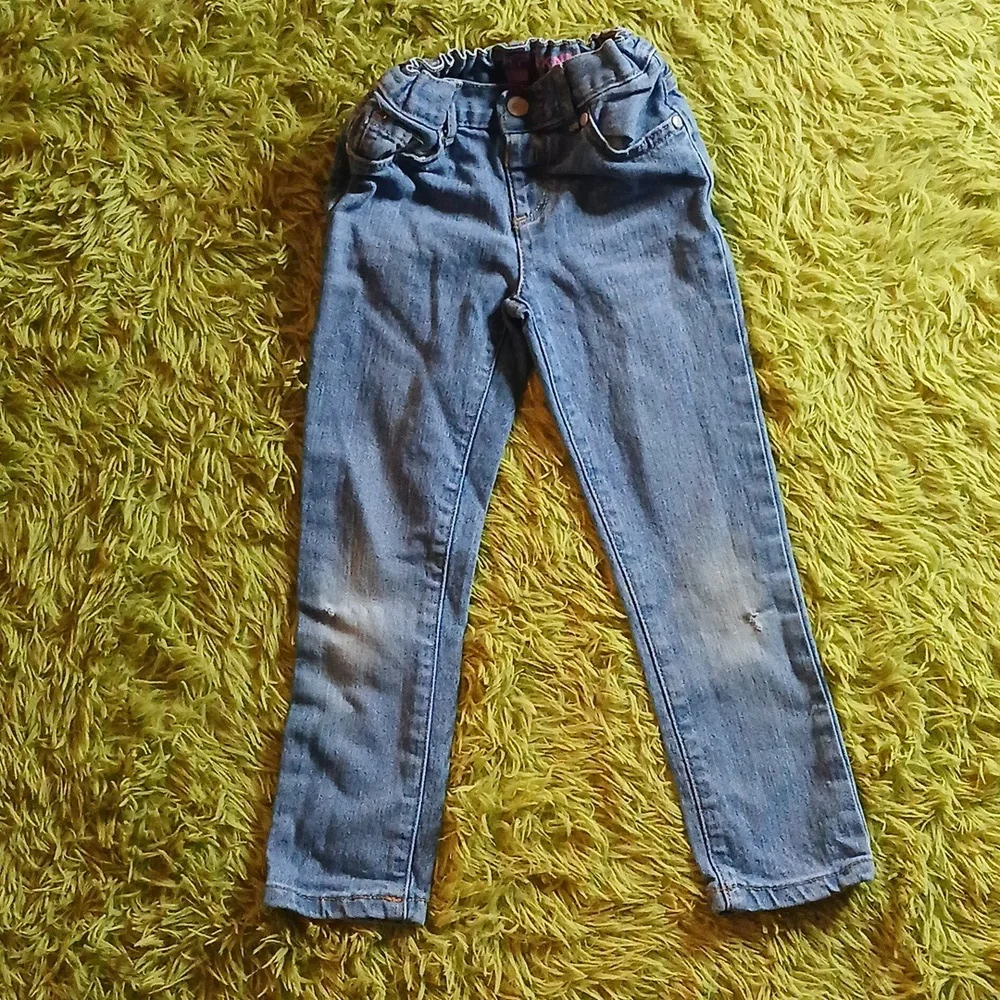 Children's Place Bootcut Semi-Evasee‎ & Skinny Girls Jeans Size 5T bundle